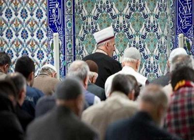 آموزش امامان جماعت، راهی برای مقابله با اسلام هراسی است