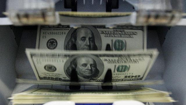 نرخ دلار را دولت تعیین می کند؛ نه بازار نرخ دلار را دولت معین می نماید؛ نه بازار
