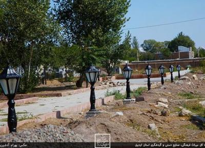 نورپردازی ضلع شرقی محوطه شیخ کلخوران در اردبیل به اتمام رسید