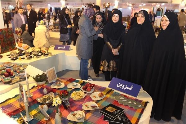 هفت سین 31 استان ایران را در سی و یکمین نمایشگاه صنایع دستی ببینید ، تهیه هدایای نوروزی در نمایشگاه سی و یکم