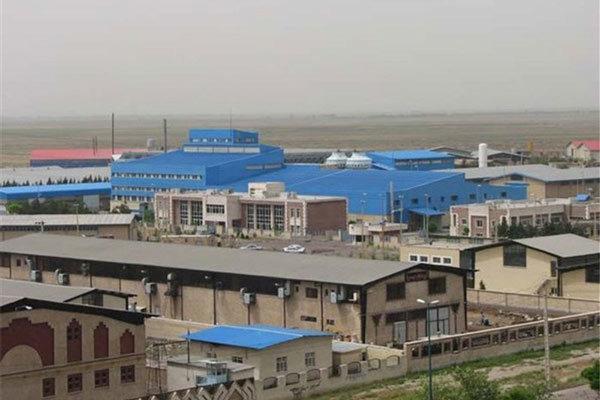 400 واحد صنعتی در استان ایلام فعالیت دارند 400 واحد صنعتی در استان ایلام فعالیت دارند
