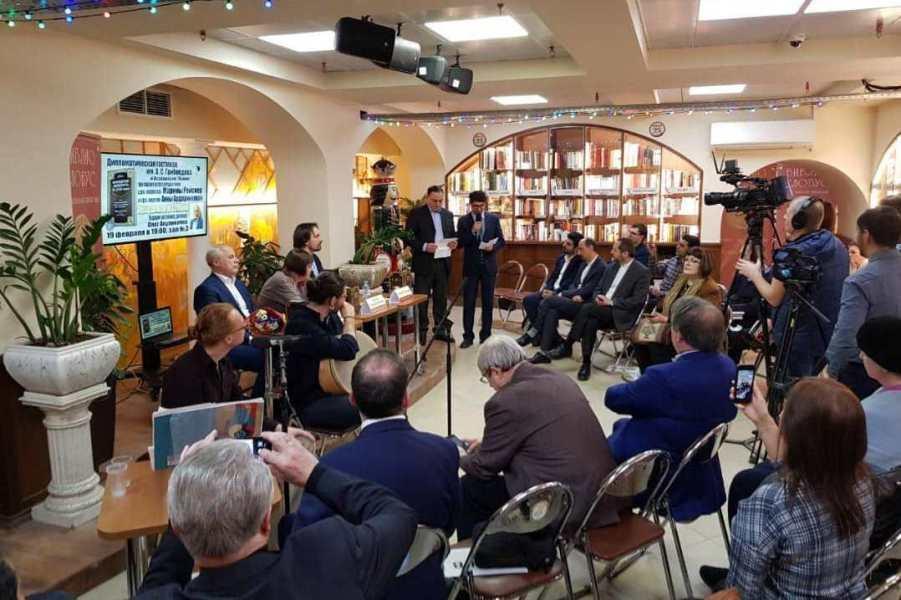 رونمایی از کتاب تاریخ ادبیات فارسی در روسیه