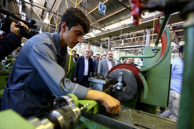 کمبود تجهیزات، مهم ترین چالش پیش روی هنرستان های زنجان کمبود تجهیزات، مهم ترین چالش پیش روی هنرستان های زنجان