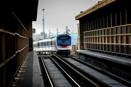 تست نخستین قطار از پروژه 70 واگن آلومینیومی مترو تهران