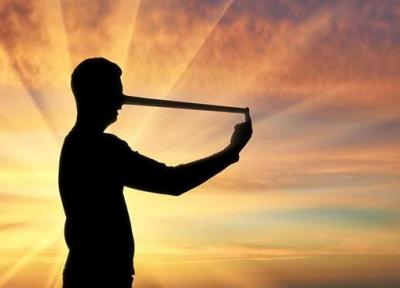 دروغ های مخربی که هر روز به خودتان می گویید