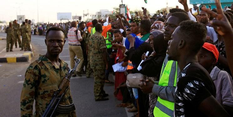 تحصن تازه معترضان در سودان، یک کشته داد