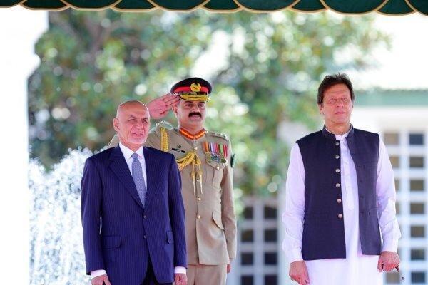 اشرف غنی با عمران خان دیدار کرد اشرف غنی با عمران خان دیدار کرد