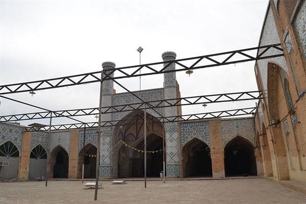 آبفای دزفول درخصوص نشست ستون های مسجد تاریخی جامع باید جوابگو باشد