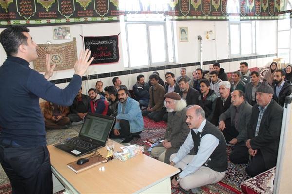 کارگاه تخصصی بازاریابی صنایع دستی در کنگاور برگزار شد کارگاه تخصصی بازاریابی صنایع دستی در کنگاور برگزار گردید