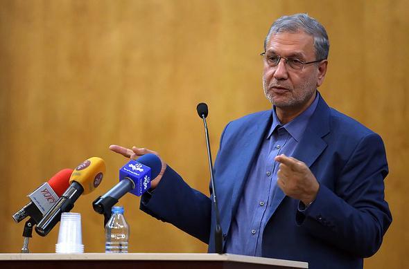 مشکل هپکو این است که خریدار کم شده یا وجود ندارد ، یک بانک مشکل هپکو این است که خریدار کم شده یا وجود ندارد ، یک بانک را مکلف به پرداخت حقوق عقب مانده کارگران کردیم