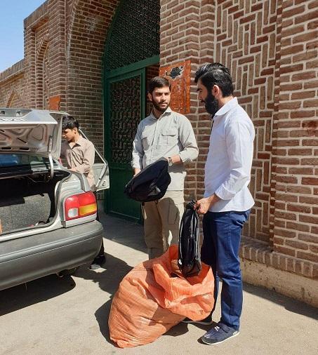 180 بسته لوازم تحریر در مناطق محروم قزوین توزیع شد 180 بسته لوازم تحریر در مناطق محروم قزوین توزیع شد