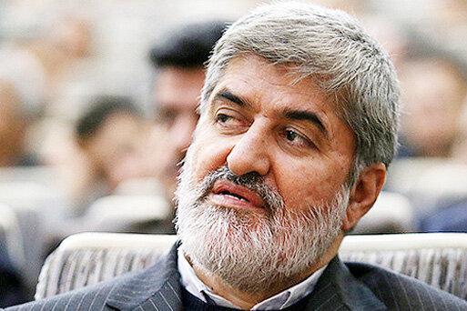 علی مطهری: من از اصولگرایان فاصله نگرفتم؛ آنها اسم من را علی مطهری: من از اصولگرایان فاصله نگرفتم؛ آنها اسم من را خط زدند ، شباهتی به پدرم ندارم