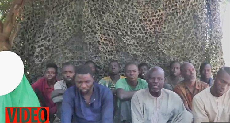 گردن زدن 10 گروگان ، داعش انتقام ابوبکر بغدادی را از مسیحیان نیجریه گرفت