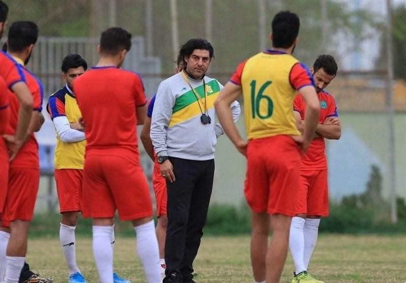 ناراحتی بازیکنان صنعت نفت آبادان از بدقولی باشگاه ناراحتی بازیکنان صنعت نفت آبادان از بدقولی باشگاه