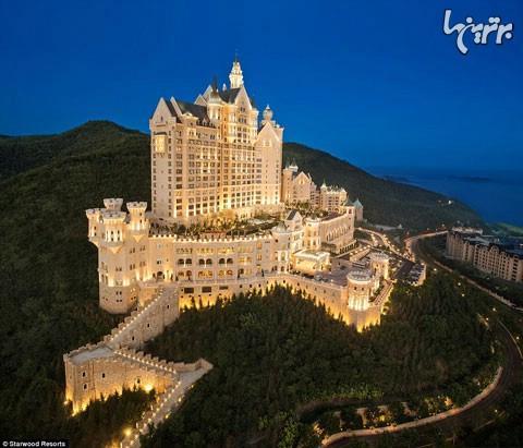 The Castle Hotel، هتلی به سبک دیزنی