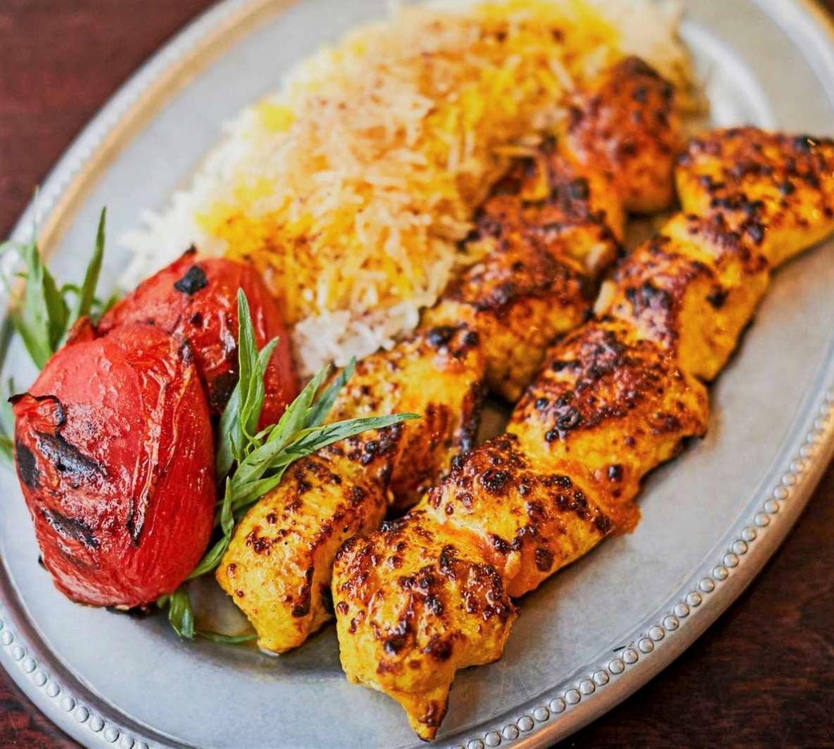 طرز تهیه جوجه کباب رستورانی در ماهیتابه بدون سیخ