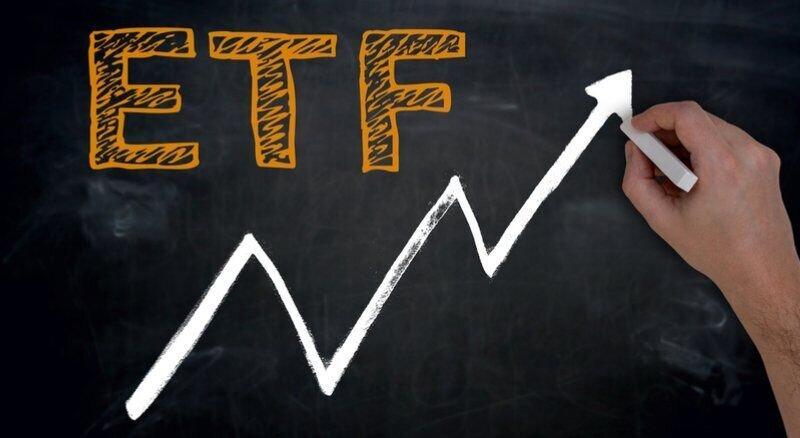 ETF ها برای سرمایه گذاری مناسب هستند؟ ، ارزش سهام صندوق واسطه گری اقتصادی یکم چقدر است؟
