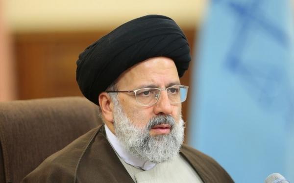 دستور رئیسی برای جمع آوری عکس هایش از سطح شهر ها دستور رئیسی برای جمع آوری عکس هایش از سطح شهر ها