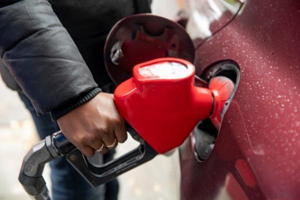 آدینه، میانه قیمت سوخت در کشور 151.6 سنت در هر لیتر اعلام شد