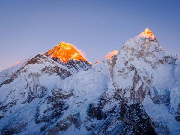 کوه اورست ، آیا بلندترین قله جهان است؟
