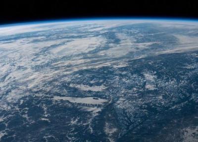 عکس ، نمایش عظمت و زیبایی زمین هنگام بازگشت از فضا