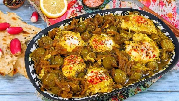 طرز تهیه خورشت گوجه سبز با تخم مرغ فوق خوشمزه