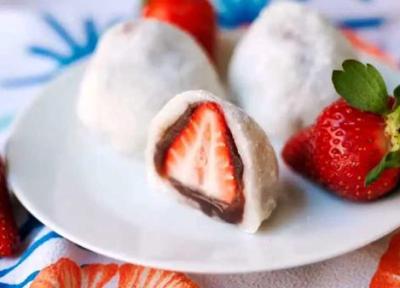 طرز تهیه موچی توت فرنگی مرحله به مرحله با دستور اصلی